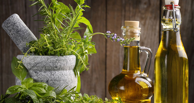 Herb oil to remove wrinkles naturally